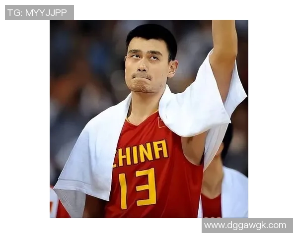 姚明在2009年比赛中的精彩表现与职业生涯的辉煌回顾