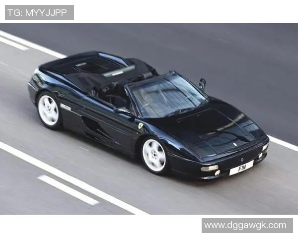 足球明星的奢华生活揭秘他们钟爱的豪车品牌与车型选择 足球明星的奢华生活揭秘他们钟爱的豪车品牌与车型选择